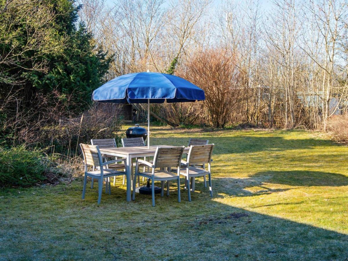 4 Person Holiday Home In Nibe Kültér fotó